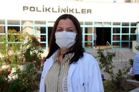 Çocuklarda maske değiş-tokuşunda koronavirüs tehlikesi Çocuklarda maske değiş-tokuşunda koronavirüs tehlikesi