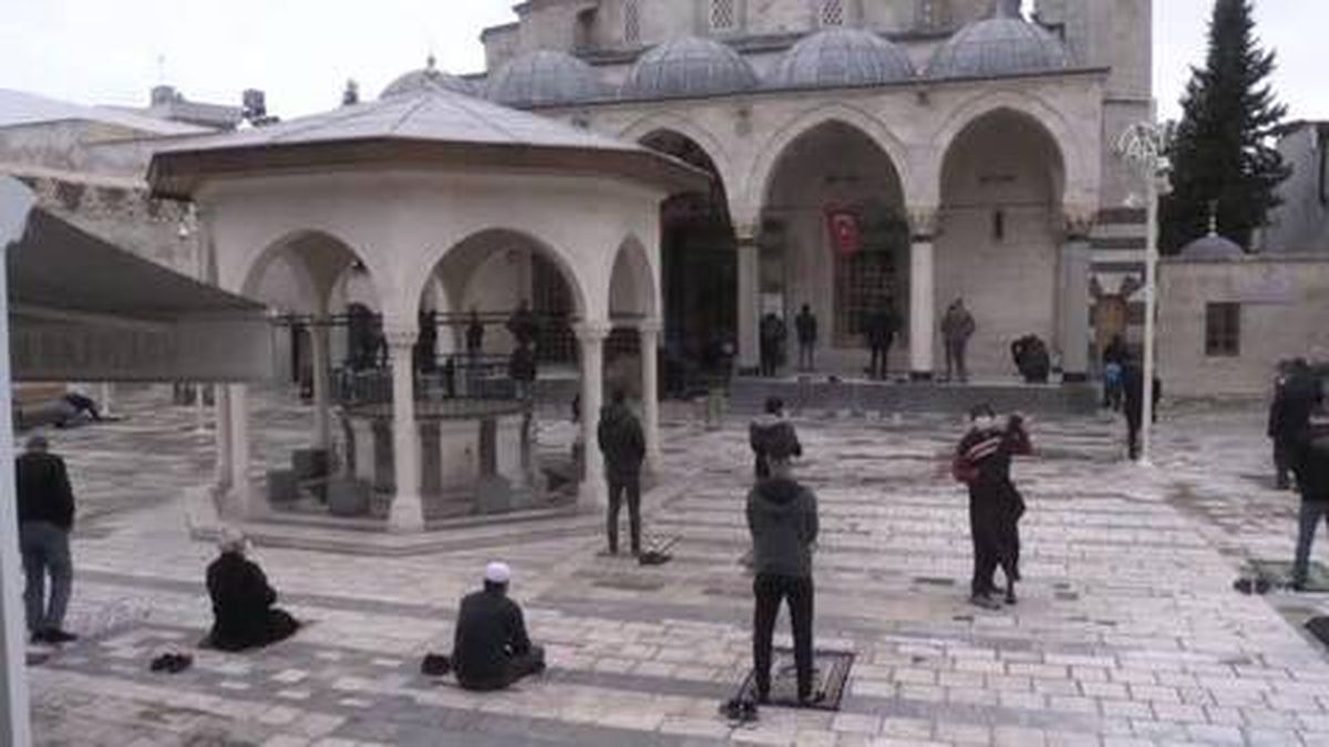 KAHRAMANMARAŞ - Camilerde yağmur duası yapıldı