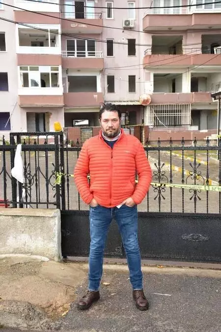 Depremde 'hafif' ve 'orta' hasarlı binalar için yapılması gerekenleri uzmanı anlattı Depremde 'hafif' ve 'orta' hasarlı binalar için yapılması gerekenleri uzmanı anlattı