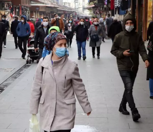 Gaziantep'te, çarşıda yoğunluk