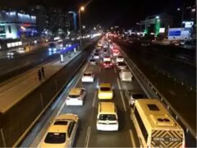 Muş'ta 56 saatlik kısıtlama başladı Muş'ta 56 saatlik kısıtlama başladı