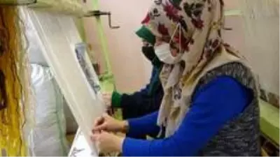 Kadınlar devlet destekli kursla meslek öğreniyor Kadınlar devlet destekli kursla meslek öğreniyor