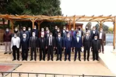 Kilis'te il başkanları birlik beraberlik için toplandı. Kilis'te il başkanları birlik beraberlik için toplandı.
