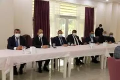Kilis'te il başkanları birlik beraberlik için toplandı. Kilis'te il başkanları birlik beraberlik için toplandı.