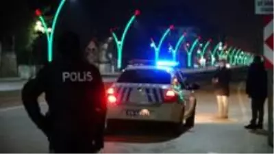 Muş'ta 56 saatlik kısıtlama başladı Muş'ta 56 saatlik kısıtlama başladı