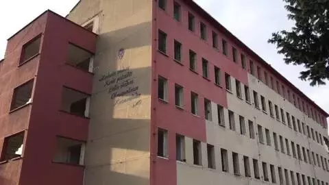 Rize Emniyet Müdürlüğünün eski binası yıkılıyor Rize Emniyet Müdürlüğünün eski binası yıkılıyor