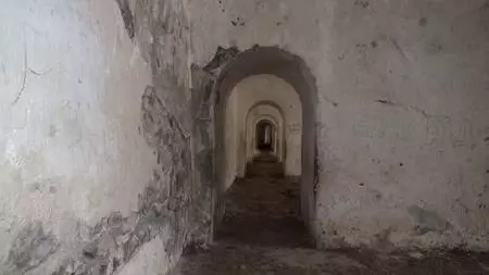 Ruslara geçit vermeyen Uzunahmet Tabyaları'nda yıkılma tehlikesi Ruslara geçit vermeyen Uzunahmet Tabyaları'nda yıkılma tehlikesi