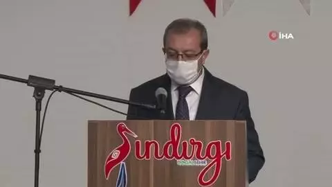 Sındırgı'da imkanı olmayan 150 öğrenciye tablet Sındırgı'da imkanı olmayan 150 öğrenciye tablet