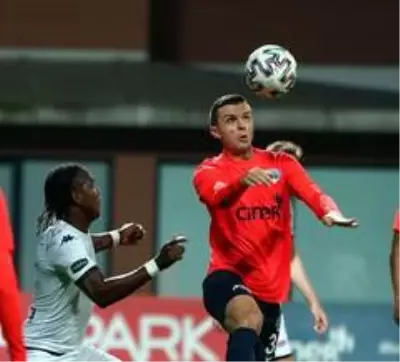 Kasımpaşa, sahasında Denizlispor'u 3-2 mağlup etti Kasımpaşa, sahasında Denizlispor'u 3-2 mağlup etti