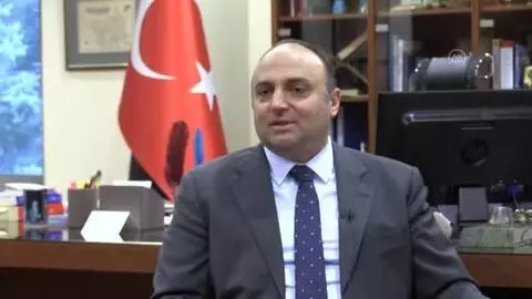Türkiye'nin Bişkek Büyükelçisi Fırat, Kovid-19 salgınıyla mücadelede Türkiye'nin Kırgızistan'a desteğini değerlendirdi Türkiye'nin Bişkek Büyükelçisi Fırat, Kovid-19 salgınıyla mücadelede Türkiye'nin Kırgızistan'a desteğini değerlendirdi