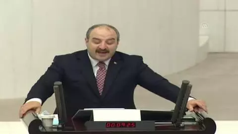 Varank: 'Mevzubahis Türk SİHA'ları olunca anti militarist kesiliyorsunuz' Varank: 'Mevzubahis Türk SİHA'ları olunca anti militarist kesiliyorsunuz'