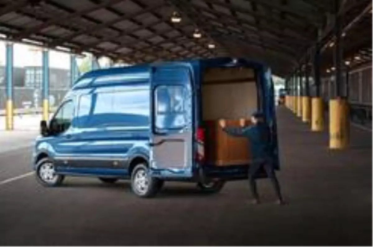 Ford'dan Yeni Transit için iki yeni versiyon