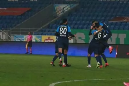 Göztepe: 3-2 Göztepe: 3-2