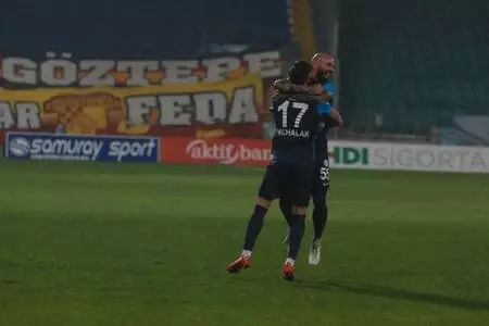 Göztepe: 3-2 Göztepe: 3-2