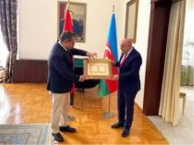 Başkan Altınok'tan 'Azerbaycan zaferini tebrik' ziyareti Başkan Altınok'tan 'Azerbaycan zaferini tebrik' ziyareti