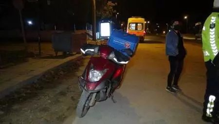 Kısıtlamada polisten kaçarken motosikletli kuryeye çarpan alkollü sürücüye 11 bin lira ceza Kısıtlamada polisten kaçarken motosikletli kuryeye çarpan alkollü sürücüye 11 bin lira ceza