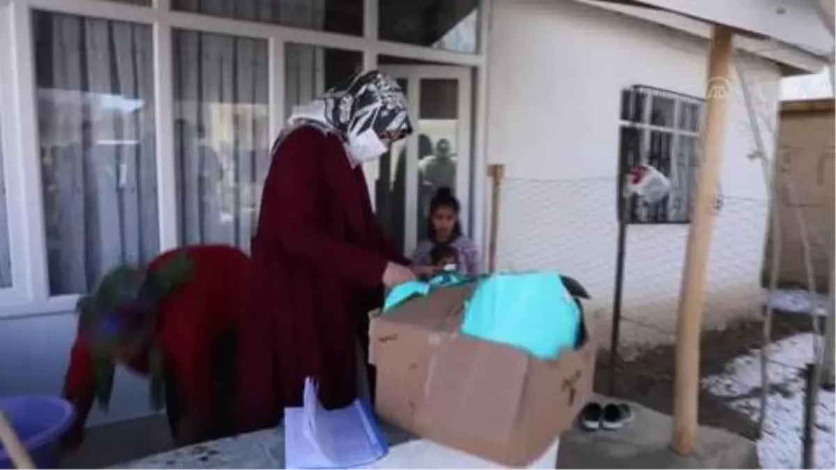 Kocaeli Büyükşehir Belediyesinden Vanlı çocukları ısıtan yardım