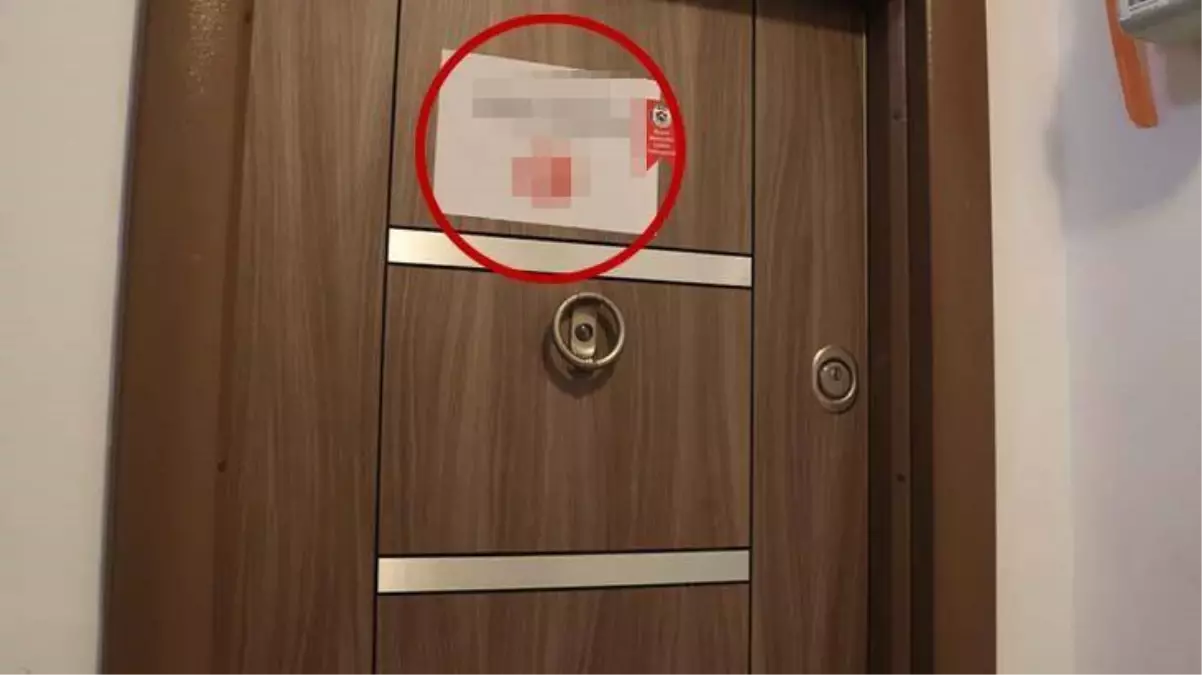 Balıkesir'de korona testi pozitif çıkanların evlerinin kapısına uyarı notu asılıyor