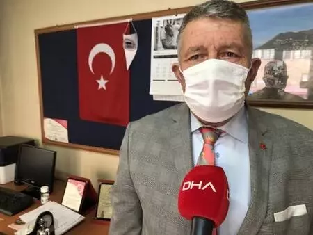 Koronavirüsü yenen muhtar: Hastanelere gitsinler de oradaki insanların halini bir görsünler