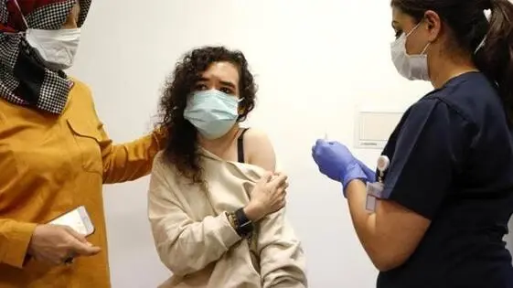 Ne zaman başlayacak, günde kaç doz ve nerelerde yapılacak? Türkiye'nin aşı planından tüm detaylar Ne zaman başlayacak, günde kaç doz ve nerelerde yapılacak? Türkiye'nin aşı planından tüm detaylar