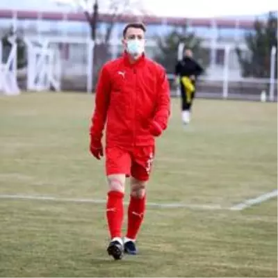 Sivasspor'da 3 isim takıma döndü Sivasspor'da 3 isim takıma döndü