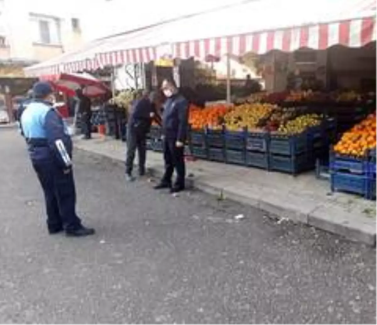 Zabıta denetimlerini sürdürüyor