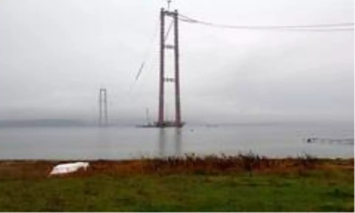 Çanakkale Boğazı yeniden gemi geçişlerine açıldı