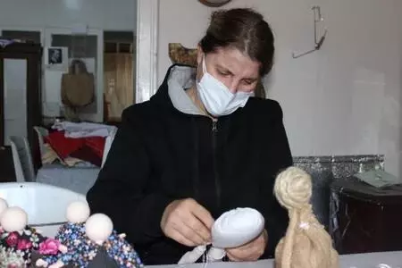 Kadınlar pandemide üretime evde devam ediyor