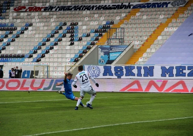 Süper Lig: BB Erzurumspor: 0 Gençlerbirliği: 0 (İlk yarı)