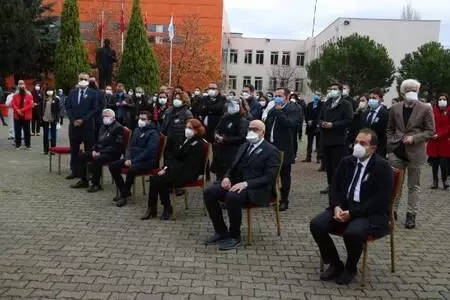 Koronavirüse yenilen Prof. Dr. Koyuncu'nun cenazesinde duygusal anlar yaşandı