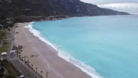 Muğla'da kuvvetli yağış etkili oluyor Muğla'da kuvvetli yağış etkili oluyor