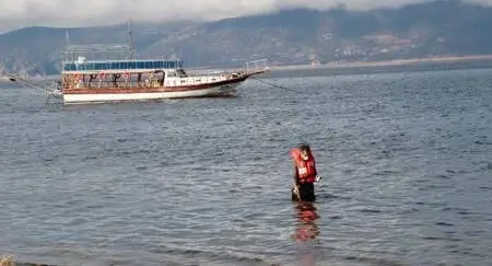 10 gündür gaz çıkışı olan Burdur Gölü'nde inceleme 10 gündür gaz çıkışı olan Burdur Gölü'nde inceleme