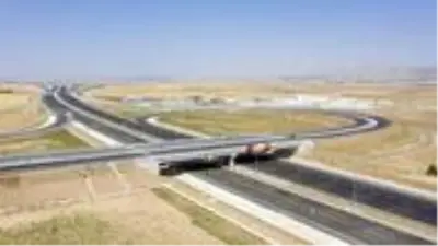 4 saatlik mesafeyi 2 saate indirecek Ankara-Niğde Otoyolu'nun tamamı yarın hizmete giriyor 4 saatlik mesafeyi 2 saate indirecek Ankara-Niğde Otoyolu'nun tamamı yarın hizmete giriyor