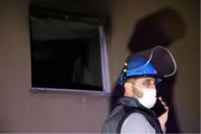 Apartman dairesinde doğalgaz bomba gibi patladı: 1 ağır yaralı Apartman dairesinde doğalgaz bomba gibi patladı: 1 ağır yaralı