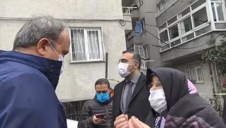 Avcılar'da 5 katlı binanın balkonları çöktü Avcılar'da 5 katlı binanın balkonları çöktü