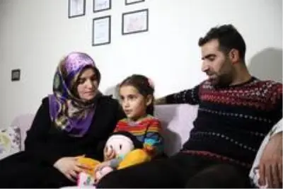 Baba okutmadı, azmi ve kocasının desteğiyle üniversiteli oldu Baba okutmadı, azmi ve kocasının desteğiyle üniversiteli oldu