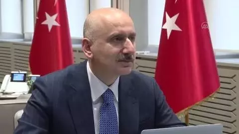 Son dakika haber: Bakan Karaismailoğlu, AA'nın 'Yılın Fotoğrafları' oylamasına katıldı Son dakika haber: Bakan Karaismailoğlu, AA'nın 'Yılın Fotoğrafları' oylamasına katıldı