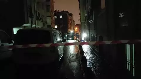 Son dakika haberi | Beyoğlu'nda silahlı saldırı: 1 yaralı Son dakika haberi | Beyoğlu'nda silahlı saldırı: 1 yaralı
