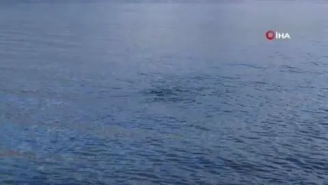 - Burdur Gölü'ndeki gaz çıkışları incelendi; 'Yer altı suyu boşalımı olabilir' - Burdur Gölü'ndeki gaz çıkışları incelendi; 'Yer altı suyu boşalımı olabilir'