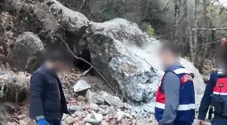 Bursa'da kaçak kazıya suçüstü; 3 gözaltı