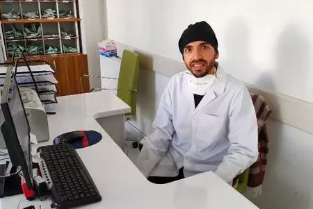 Diş hekimi, tehdit eden hastayla öğrenciye burs karşılığı uzlaştı Diş hekimi, tehdit eden hastayla öğrenciye burs karşılığı uzlaştı