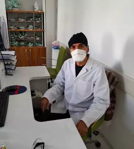Diş hekimi, tehdit eden hastayla öğrenciye burs karşılığı uzlaştı Diş hekimi, tehdit eden hastayla öğrenciye burs karşılığı uzlaştı
