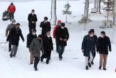 Erciyes'te kayak sezonu açıldı Erciyes'te kayak sezonu açıldı