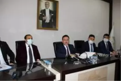Evinin önüne trafo diken belediye başkanını valiye şikayet etti Evinin önüne trafo diken belediye başkanını valiye şikayet etti
