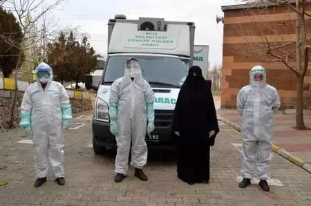 Son dakika haber! Gassal Semra: Çalışmalarımız kontrollü, bizim de ailemiz var Son dakika haber! Gassal Semra: Çalışmalarımız kontrollü, bizim de ailemiz var