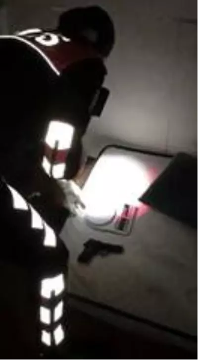 İstanbul'da 'yastık içi' torbacı nefes kesen operasyonla yakalandı İstanbul'da 'yastık içi' torbacı nefes kesen operasyonla yakalandı