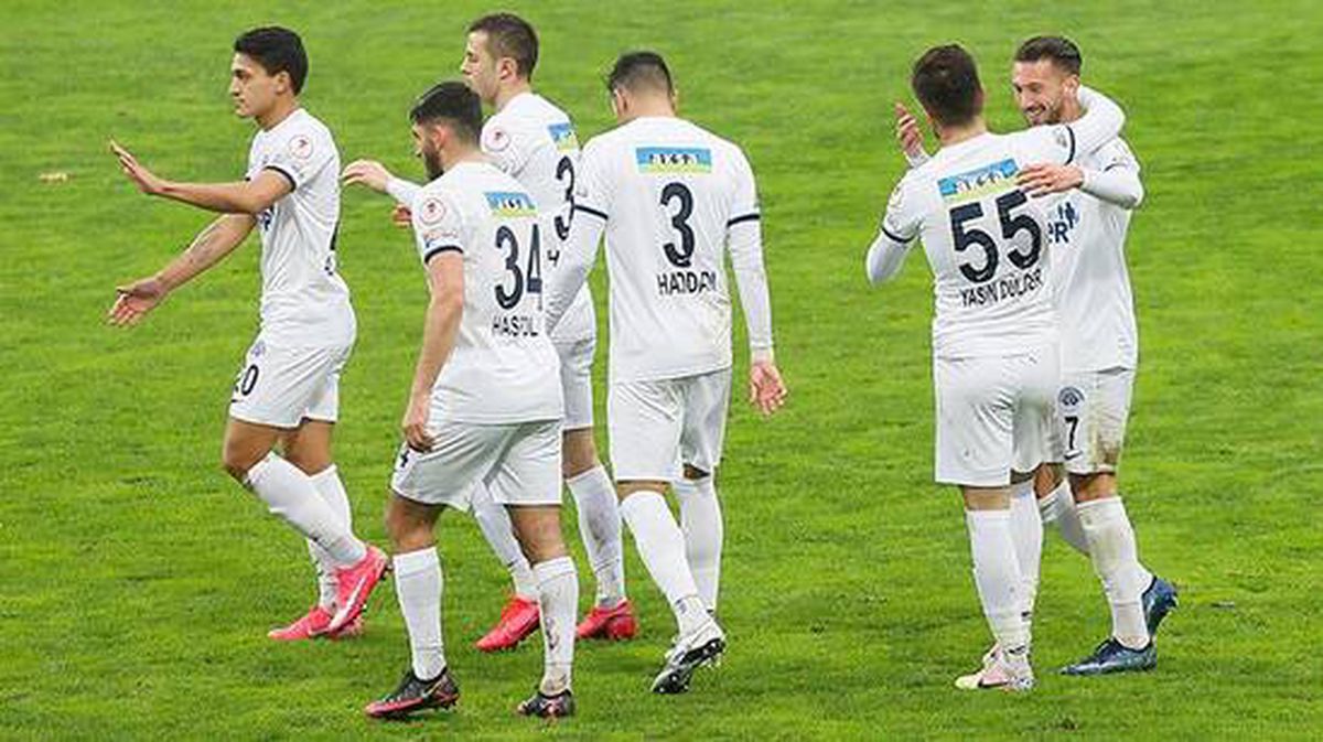 Kasımpaşa, Muğlaspor'u 5-0 yenerek Türkiye Kupası'nda tur atladı