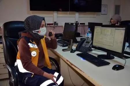 Son dakika haberleri... 'Koronavirüs bize nerden bulaştı diye 112'yi arıyorlar' Son dakika haberleri... 'Koronavirüs bize nerden bulaştı diye 112'yi arıyorlar'
