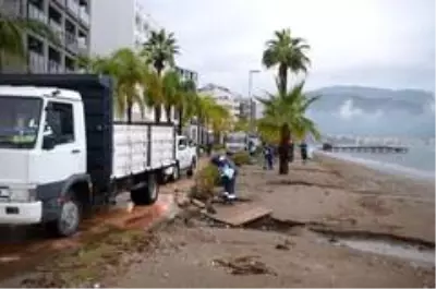 Marmaris'te sağanak yağışlar sorunsuz atlatıldı Marmaris'te sağanak yağışlar sorunsuz atlatıldı