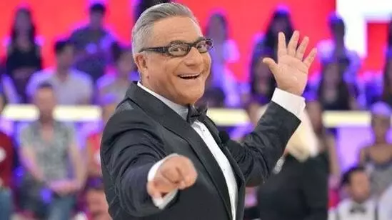 Mehmet Ali Erbil'in her ayın bir günü hastanede kaldığı ortaya çıktı Mehmet Ali Erbil'in her ayın bir günü hastanede kaldığı ortaya çıktı